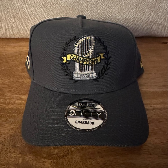 New Era Other - Los Angeles DODGERS PARADE HAT